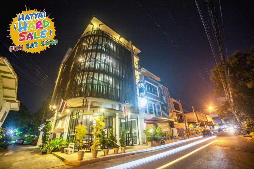 德诗阁楼酒店 合艾 外观 照片
